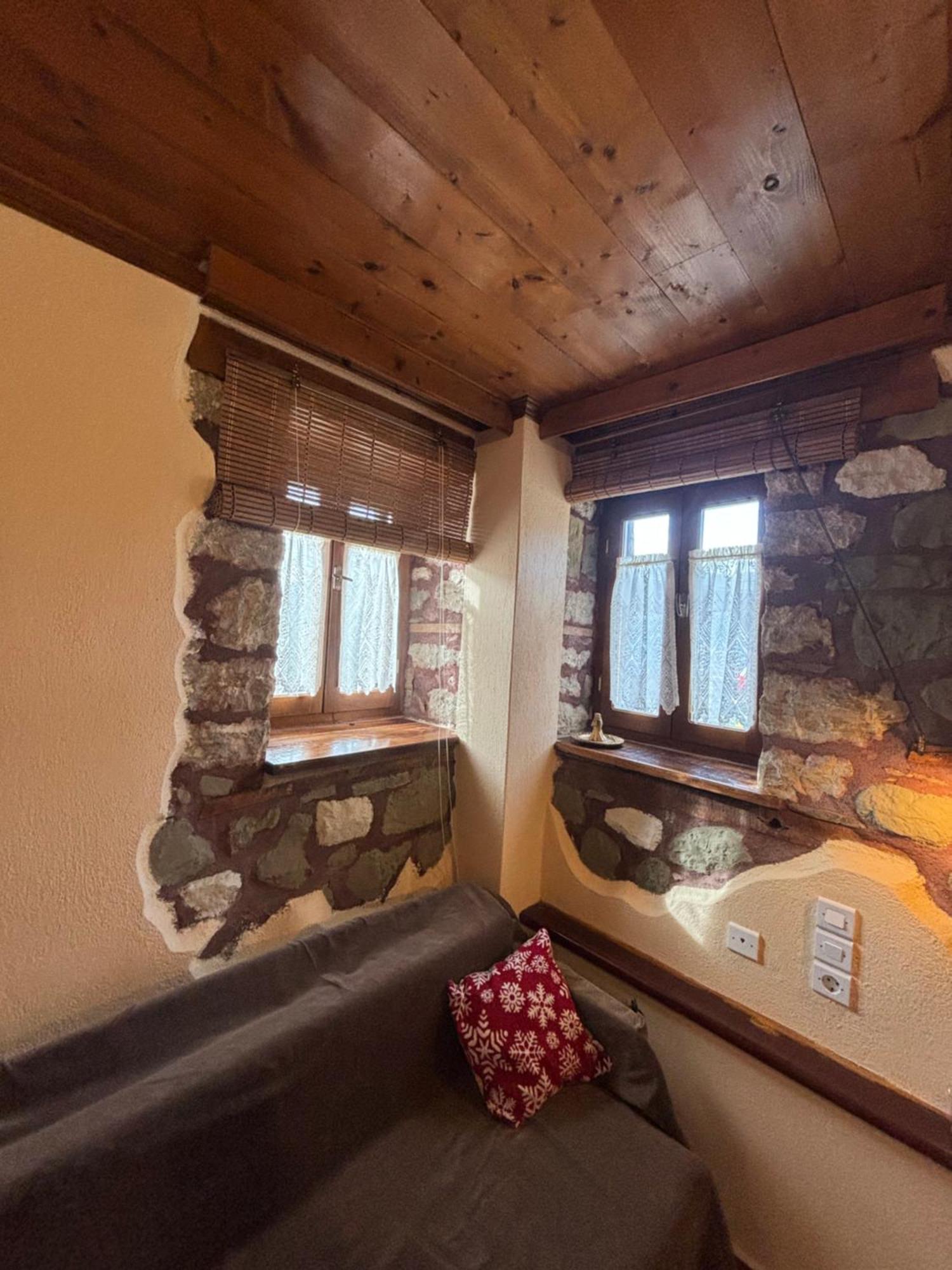 Hotel Πέτρινο Όραμα Kotronion  Esterno foto