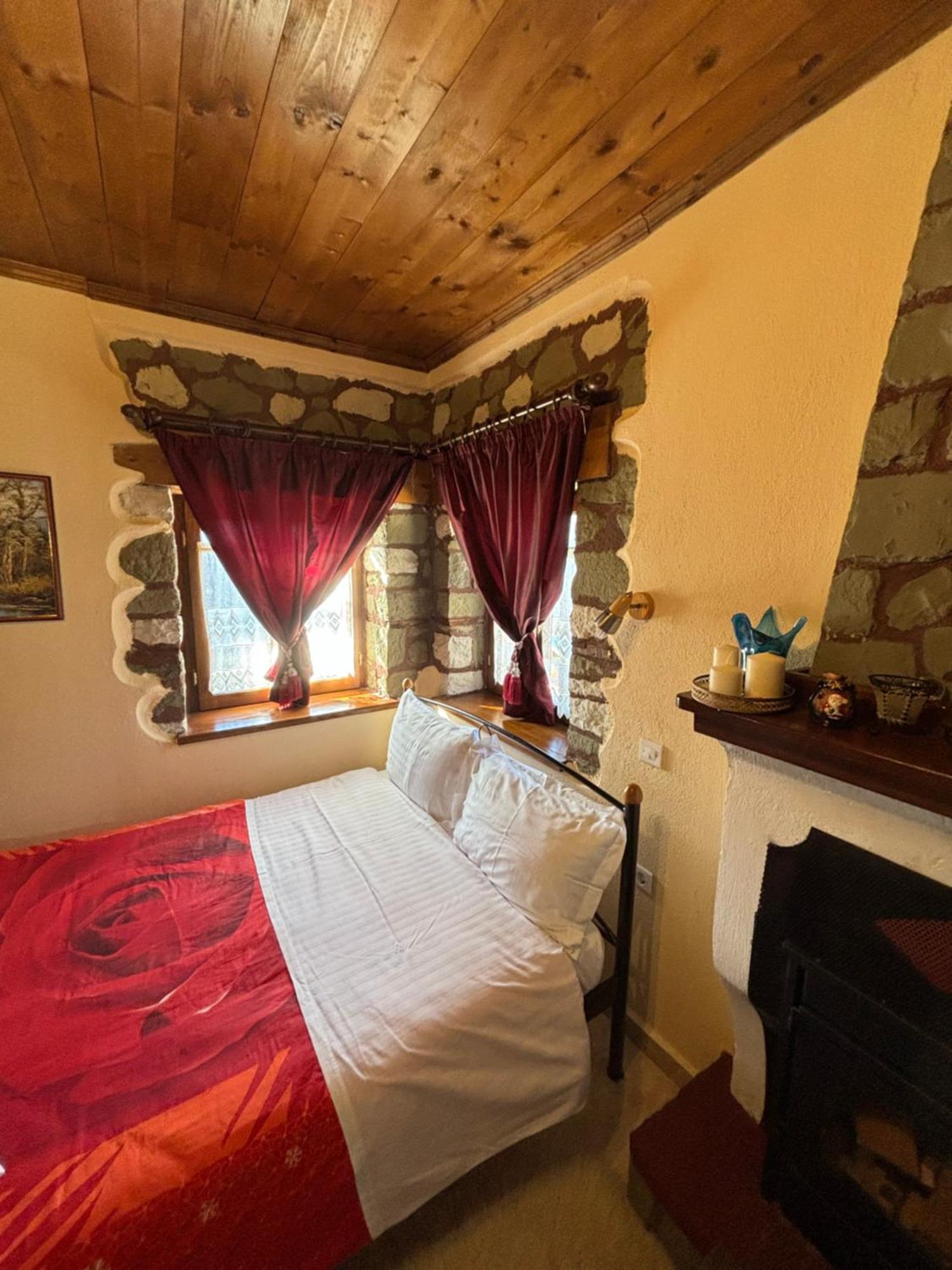 Hotel Πέτρινο Όραμα Kotronion  Esterno foto